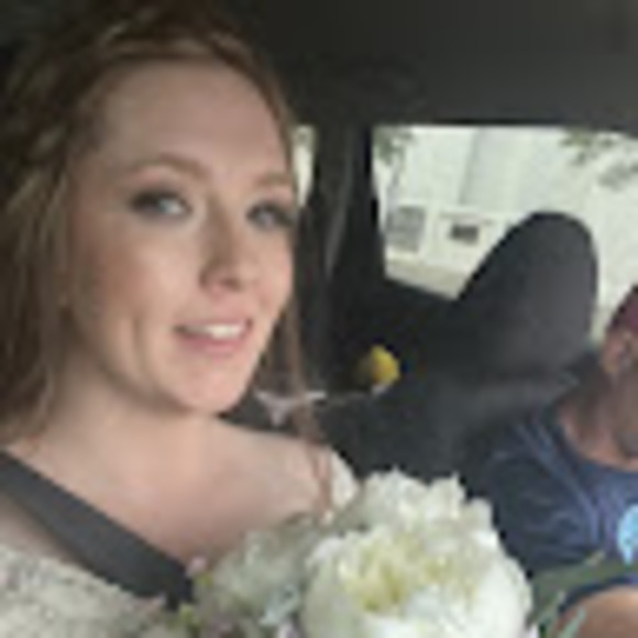 Meet your Posher, Amanda - Picture 1 of 1